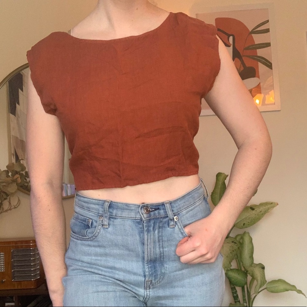 NWT lou & grey linen tie back crop top